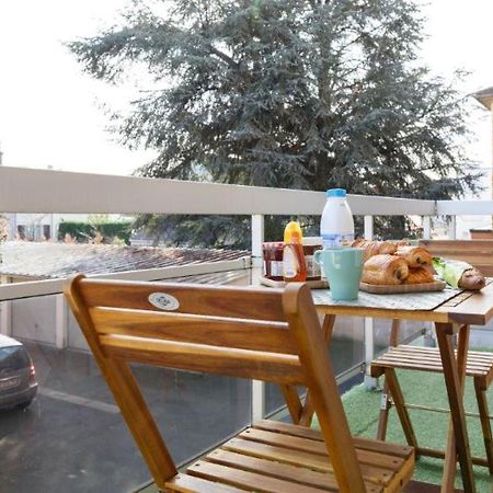 Appartement cozy: 10/15 min des Champs Élysée Sartrouville Exterior foto
