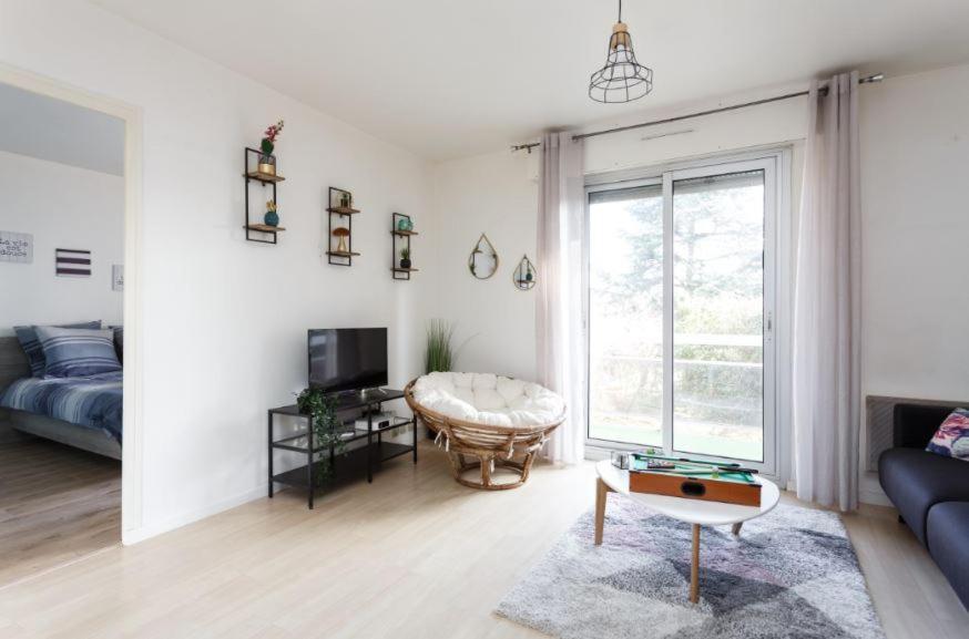 Appartement cozy: 10/15 min des Champs Élysée Sartrouville Exterior foto